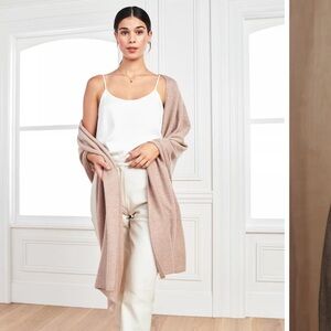 Like New! Quince Oatmeal Cashmere Wrap